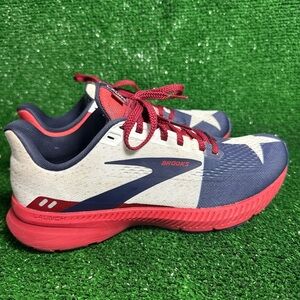 Brooks Women's Launch 8 Neutral Running Shoe